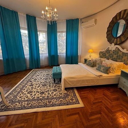 Casa Negustorului Hotell Deva Exteriör bild