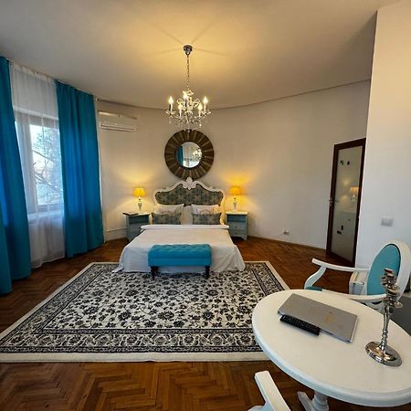 Casa Negustorului Hotell Deva Exteriör bild