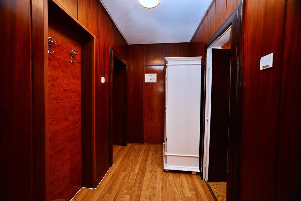 Casa Negustorului Hotell Deva Exteriör bild