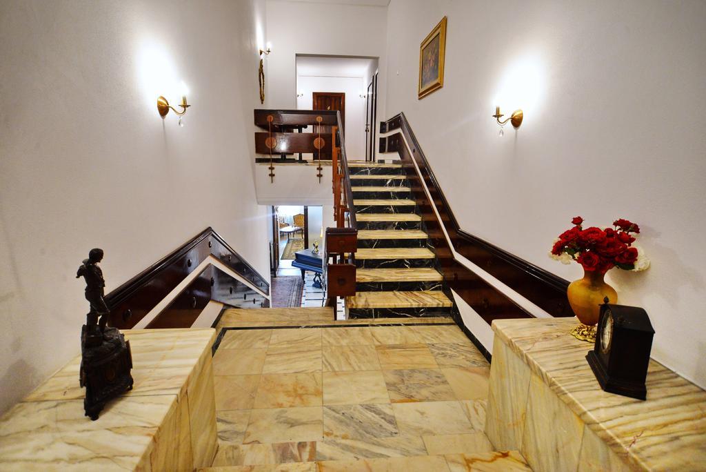 Casa Negustorului Hotell Deva Exteriör bild