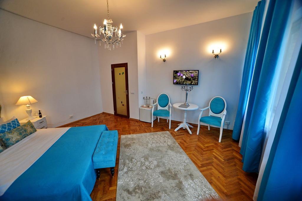 Casa Negustorului Hotell Deva Exteriör bild