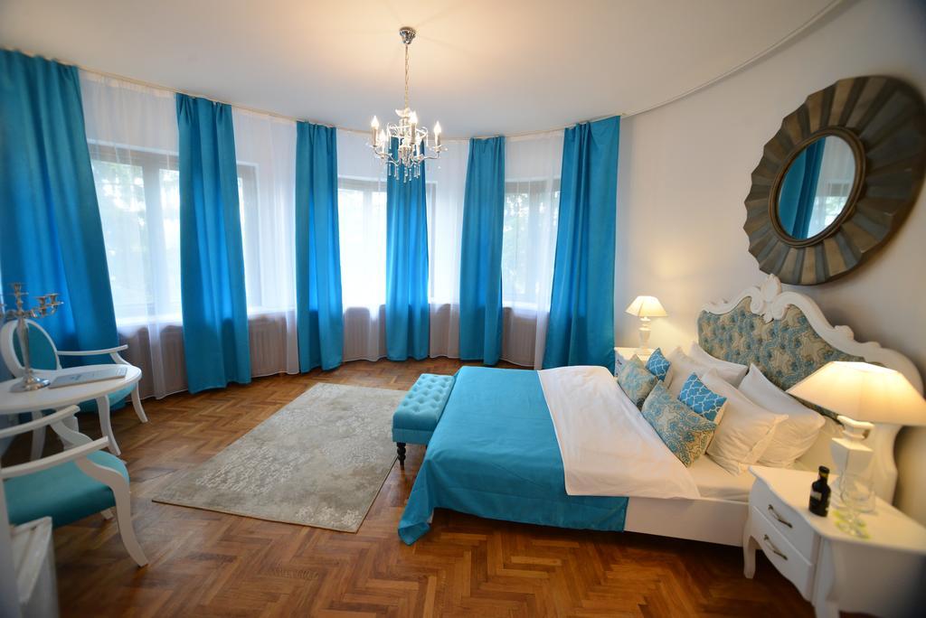 Casa Negustorului Hotell Deva Exteriör bild